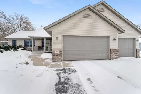 509 9th St SW, Braham, MN 55006