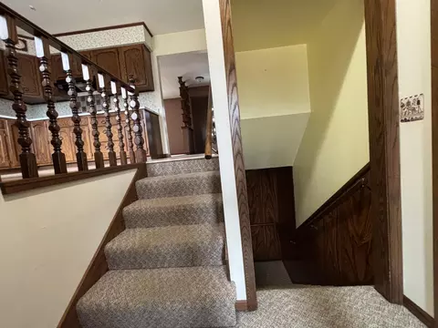 Entry Way - 106 4th St N, Hoffman, MN 56339 photo 4 of 5