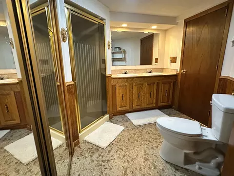 Bath - 809 Pine St, Park Rapids, MN 56470 photo 3 of 3