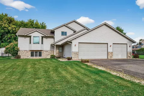 20188 Farnham Ave N, Forest Lake, MN 55025