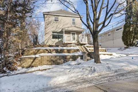 1111 28th Ave NE, Minneapolis, MN 55418