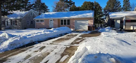 Exterior - 1400 S 7th St, Brainerd, MN 56401 photo 1 of 4