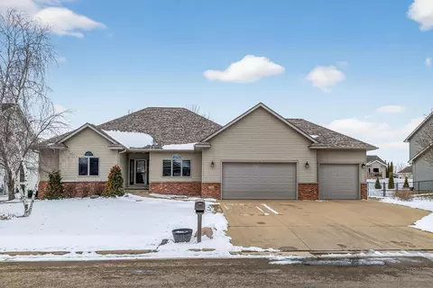 1408 27th St SW, Austin, MN 55912