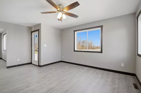 Living - 1801 13th Ave NE, Austin, MN 55912 photo 5 of 6