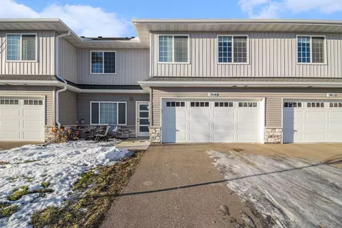 7848 W 145th St, Savage, MN 55378