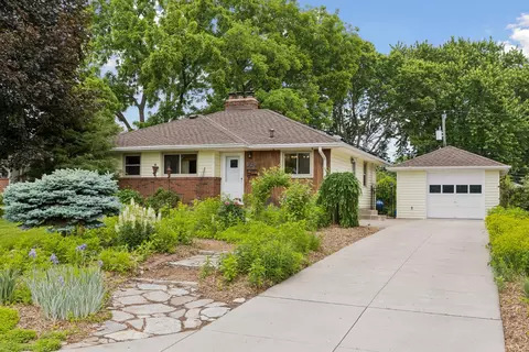 629 5th Ave S, Hopkins, MN 55343