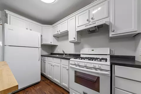 Kitchen - 415 8th St NW, Faribault, MN 55021 photo 2 of 8