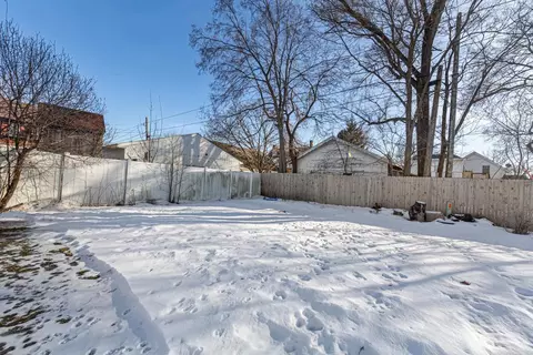 Exterior - 415 8th St NW, Faribault, MN 55021 photo 13 of 14