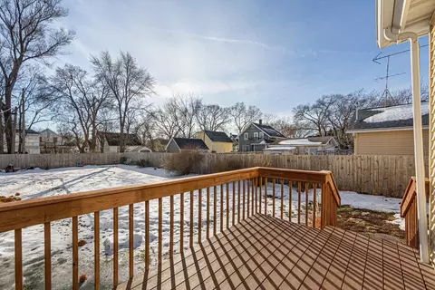 Exterior - 415 8th St NW, Faribault, MN 55021 photo 10 of 14