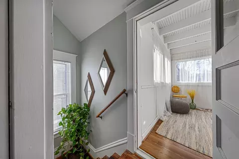 Entry Way - 415 8th St NW, Faribault, MN 55021 photo 3 of 4
