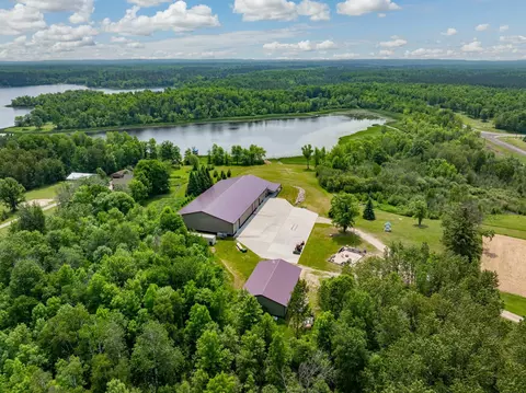 37202 Scenic Hwy, Bovey, MN 55709
