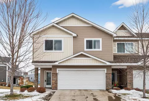 8578 Gateway Cir, Monticello, MN 55362