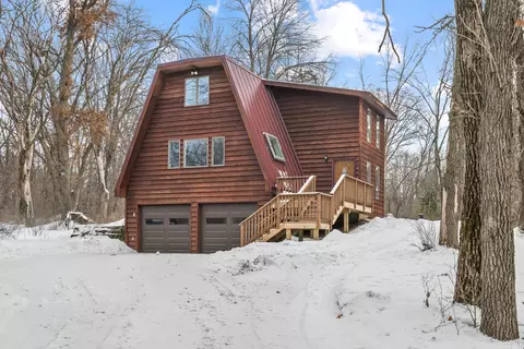 133 Glen Ln, River Falls, WI 54022