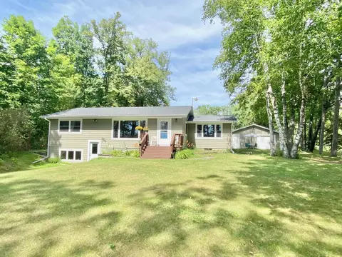 29969 Sunny Beach Rd, Grand Rapids, MN 55744