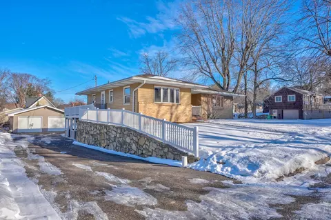 821 Elm St, Hudson, WI 54016