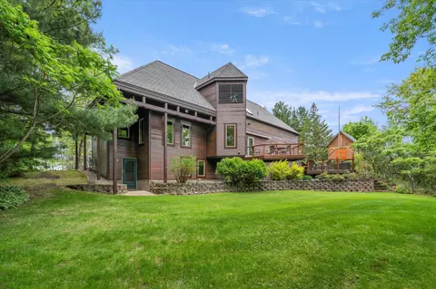10047 Cove Pointe Rd, Brainerd, MN 56401