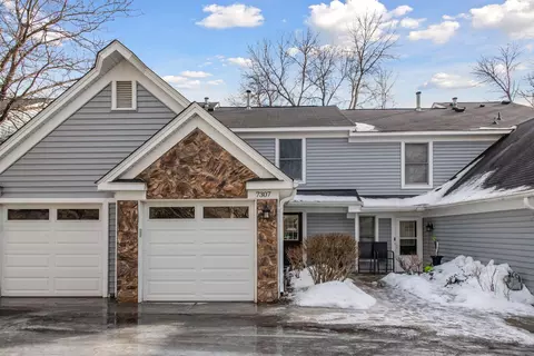 7307 Amber Ln, Eden Prairie, MN 55346