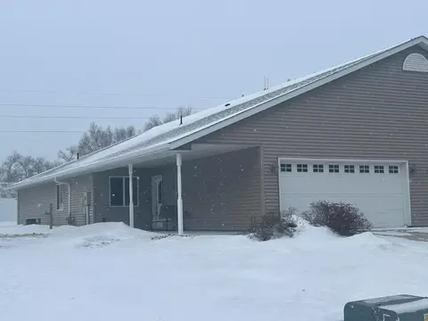 3101 1st Ave NW, Willmar, MN 56201