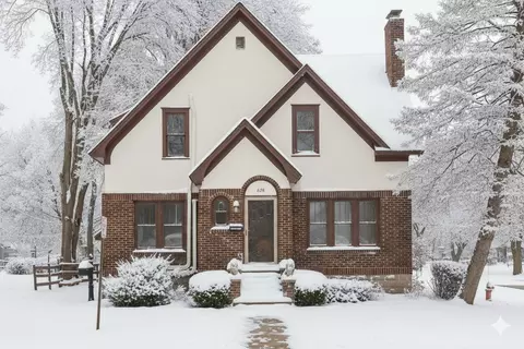 628 Main St, Winona, MN 55987