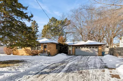 10004 Wentworth Ave S, Bloomington, MN 55420