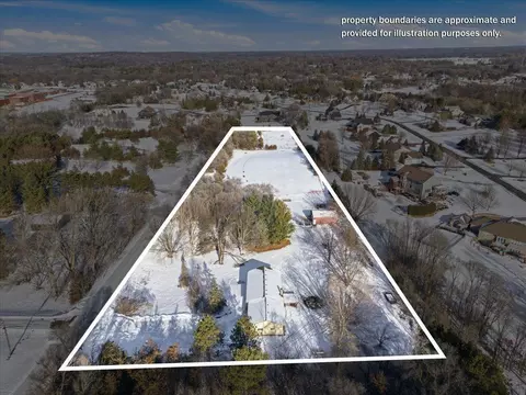 823 Northview Dr, Hudson, WI 54016