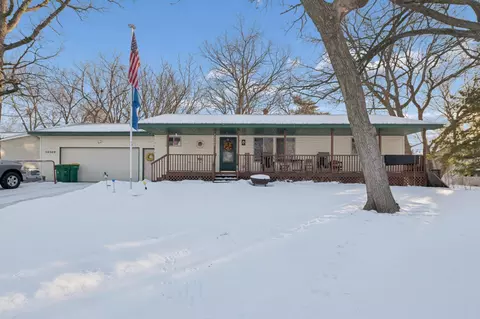 38509 8th Ave, North Branch, MN 55056
