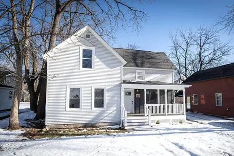 312 3rd St N, Hudson, WI 54016