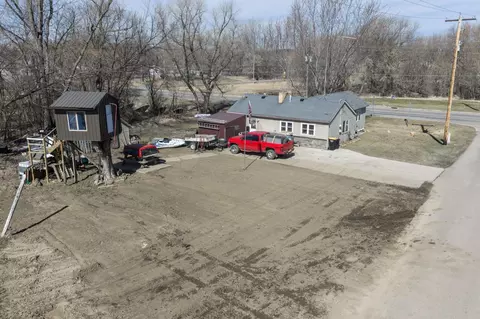 130 River St W, Holdingford, MN 56340