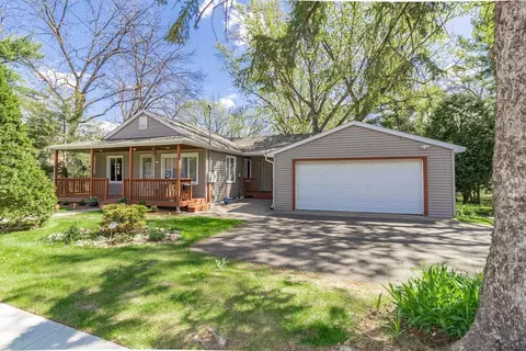 125 Greeley St S, Stillwater, MN 55082