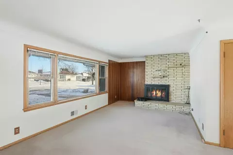 2112 Suburban Ave, Saint Paul, MN 55119