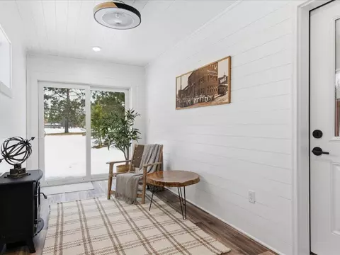 Entry Way - 5468 Jericho Rd, Baxter, MN 56425 photo 1 of 1