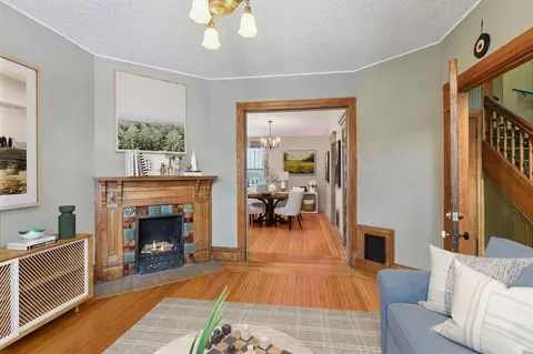 108 E 25th St, Minneapolis, MN 55404 photo 8