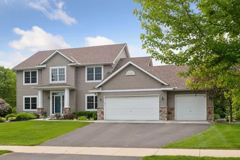 9441 Glacier Rd, Minnetrista, MN 55375