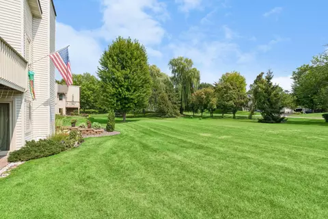 4122 Goldenrod Ln N, Plymouth, MN 55441