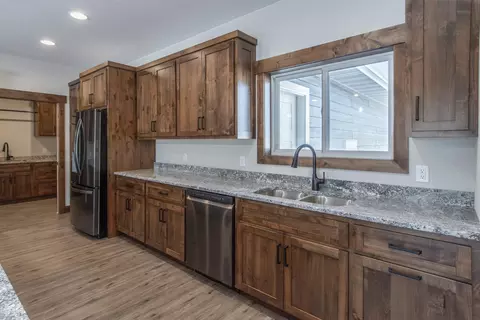 Kitchen - 12638 Second St, Baxter, MN 56425 photo 6 of 6