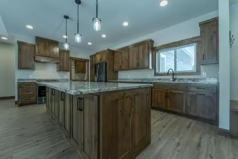 Kitchen - 12638 Second St, Baxter, MN 56425 photo 3 of 6