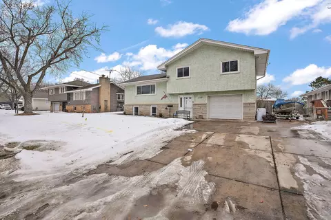 1558 10th Ave, Anoka, MN 55303