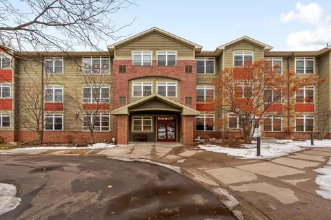 2530 E 34th St #112, Minneapolis, MN 55406