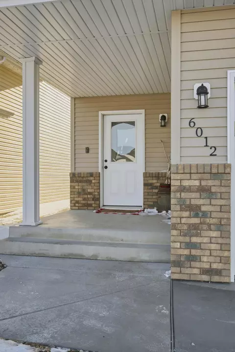 6012 58th Ave S, Fargo, ND 58104 photo 3