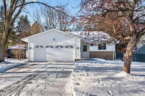 14612 Westcliffe Dr, Burnsville, MN 55306