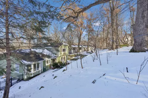 Exterior - 1276 Dunberry Ln, Eagan, MN 55123 photo 3 of 4