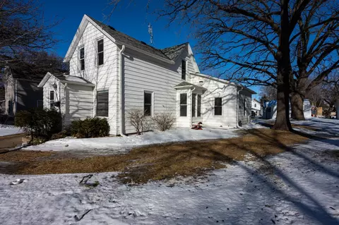 509 7th Ave E, Alexandria, MN 56308