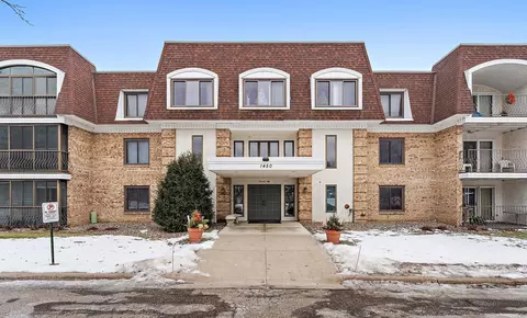1450 Bidwell St #108, West Saint Paul, MN 55118