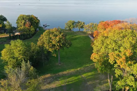 4894 Bridgevine Way, Independence, MN 55359