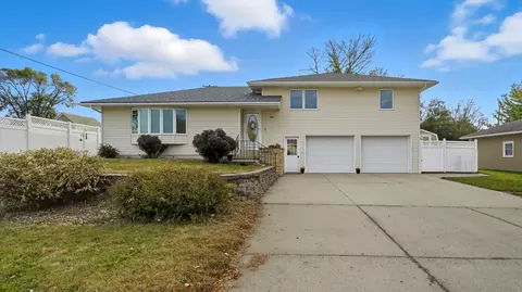 Exterior - 103 Calm Ct, Mapleton, MN 56065 photo 5 of 5
