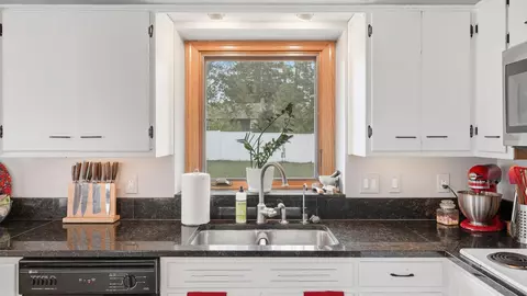 Kitchen - 103 Calm Ct, Mapleton, MN 56065 photo 4 of 6