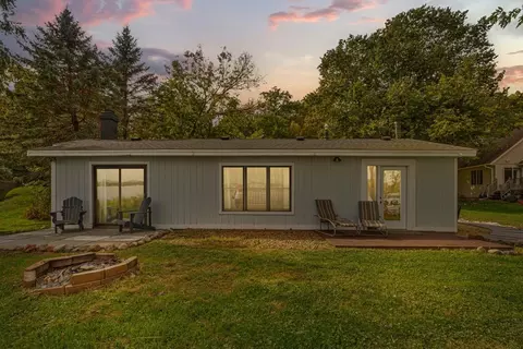 13461 Fox Lake Trl, Faribault, MN 55021