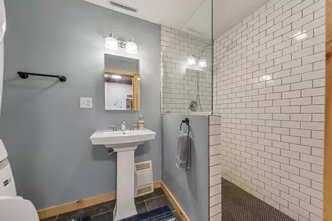 Bath - 13461 Fox Lake Trl, Faribault, MN 55021 photo 1 of 1