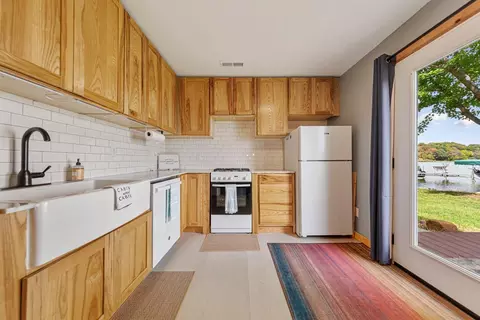 Kitchen - 13461 Fox Lake Trl, Faribault, MN 55021 photo 2 of 4