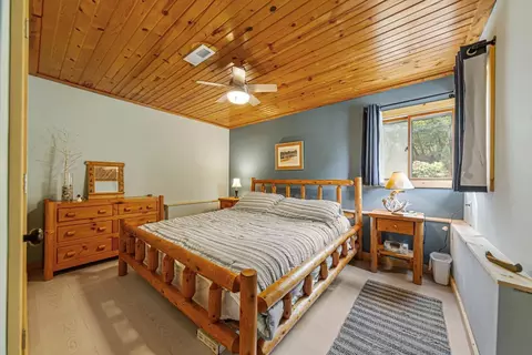 Bedroom - 13461 Fox Lake Trl, Faribault, MN 55021 photo 1 of 3